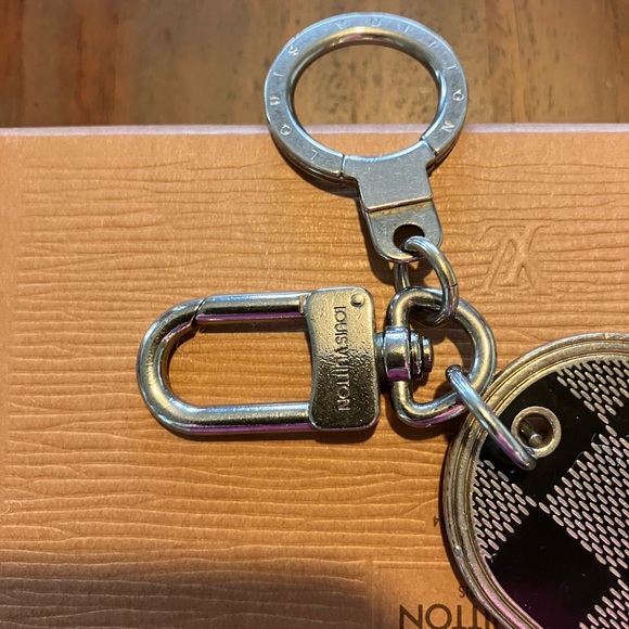 Louis Vuitton Checkered Black and Gray Key Holder or purse charm - Picture 3 of 5
